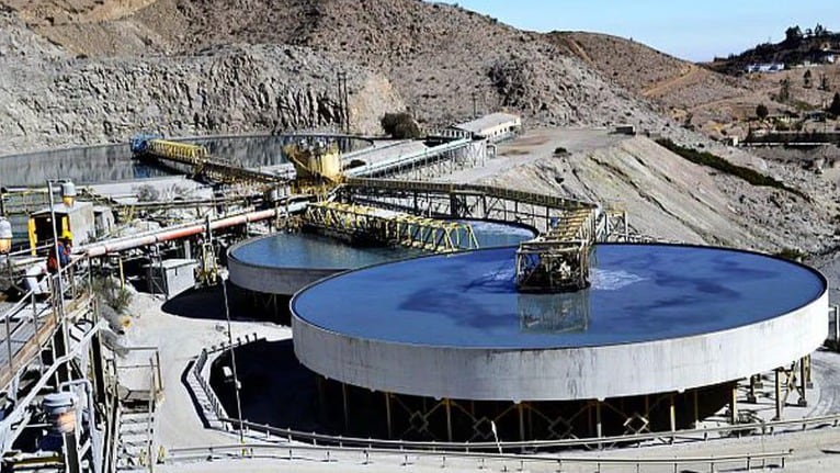 Perú deberá devolver cerca de USD 200 millones a filial de Sumitomo por disputa tributaria en Cerro Verde